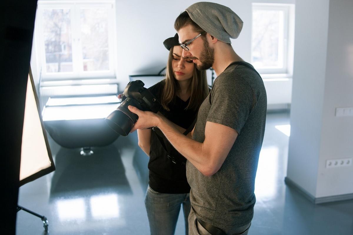 Evolving Trends in Wedding Photography and Videography
